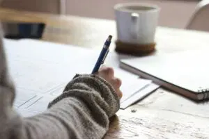 How to Write a Poetry Essay (Complete Guide)